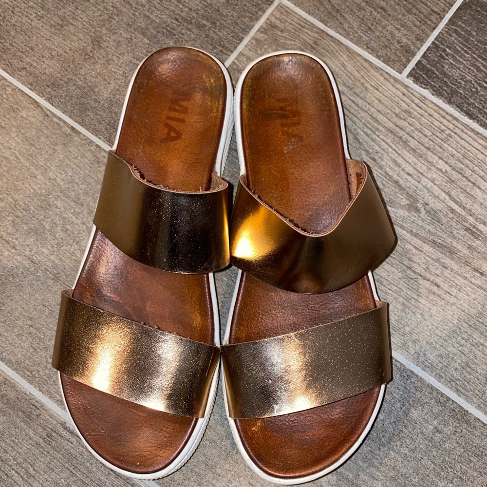 MIA Sandals